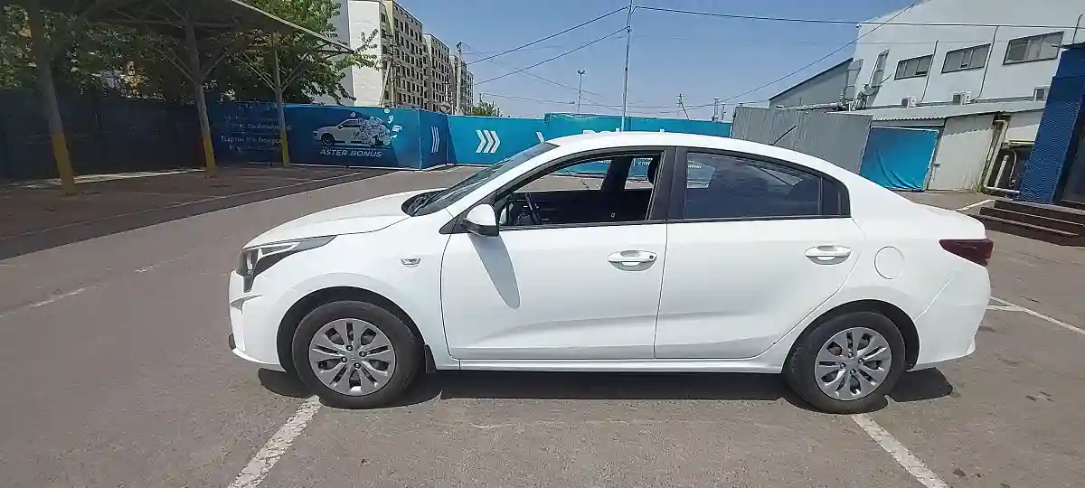 Kia Rio 2020 года за 6 590 000 тг. в Алматы
