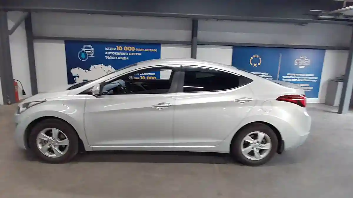 Hyundai Elantra 2015 года за 6 290 000 тг. в Астана