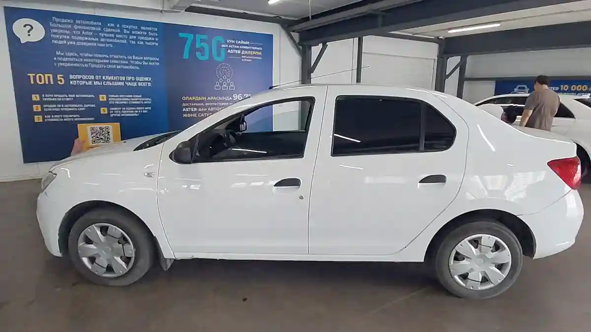Renault Logan 2019 года за 3 290 000 тг. в Астана