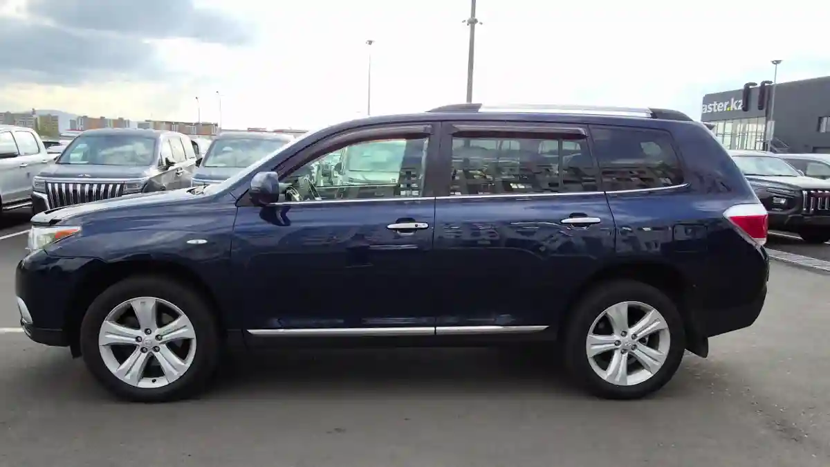 Toyota Highlander 2010 года за 11 290 000 тг. в Алматы