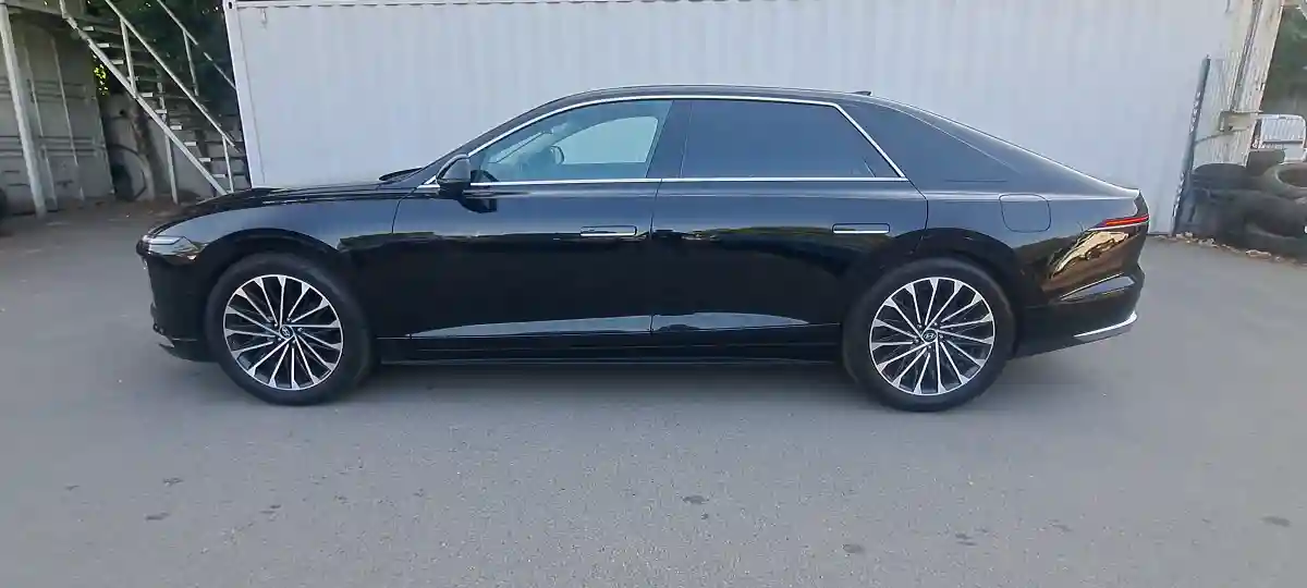 Hyundai Grandeur 2023 года за 18 590 000 тг. в Алматы