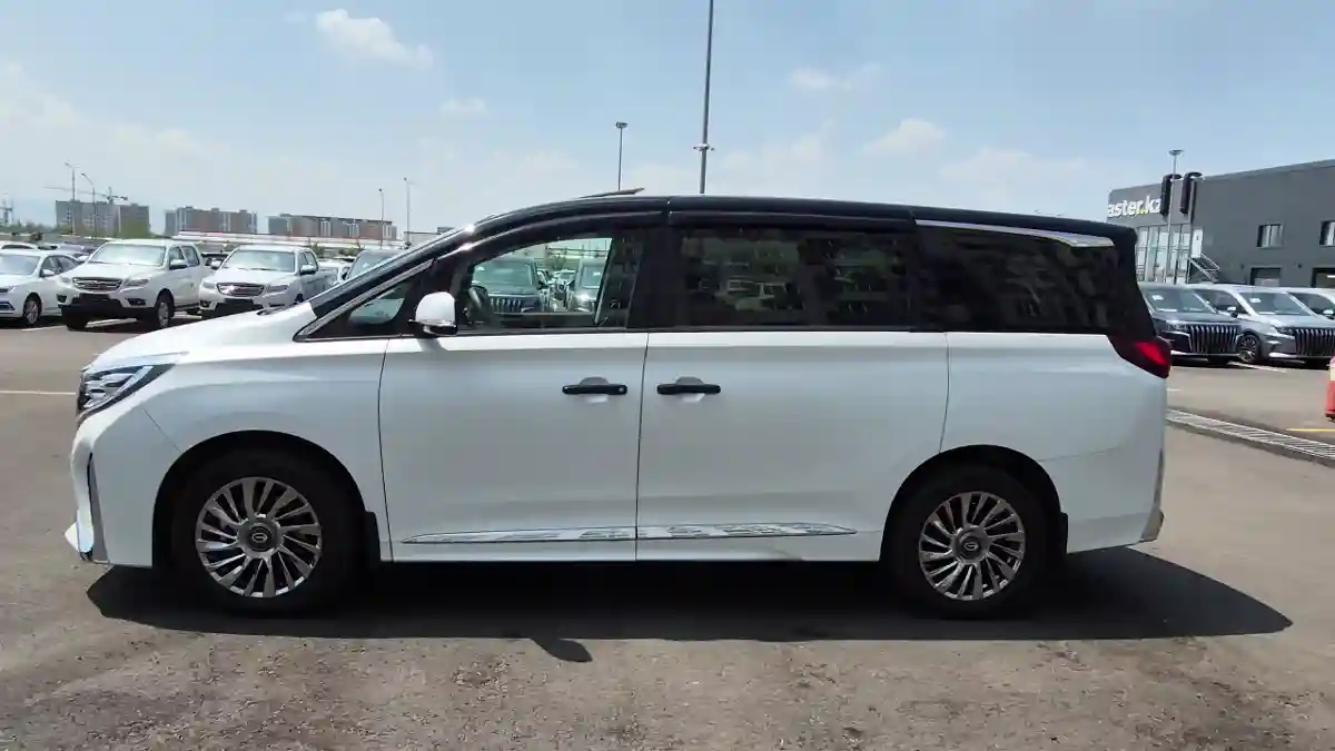 GAC M8 2023 года за 12 990 000 тг. в Алматы