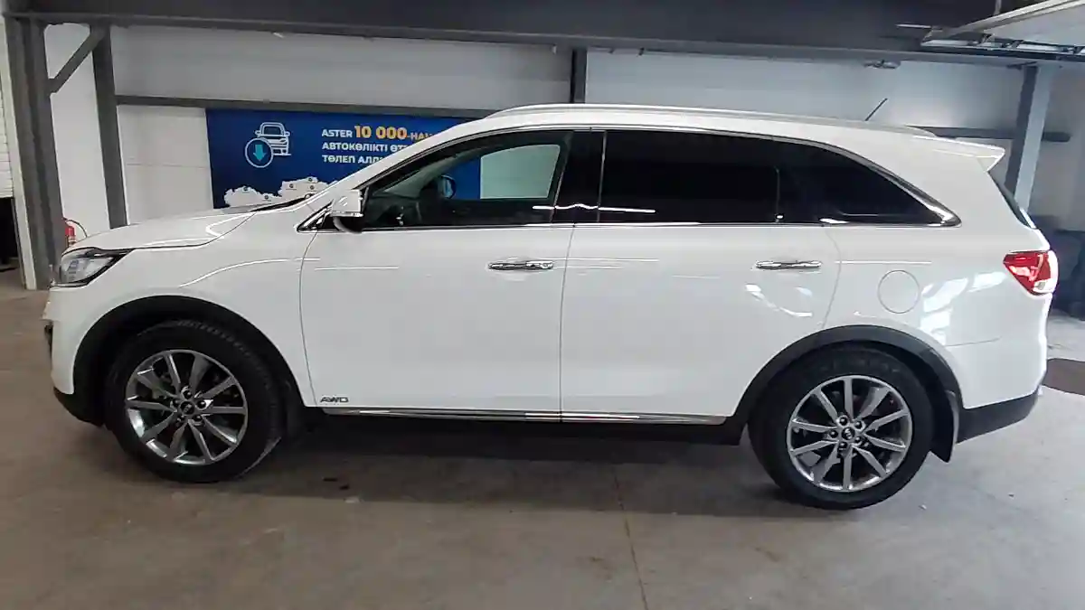 Kia Sorento 2015 года за 10 190 000 тг. в Астана