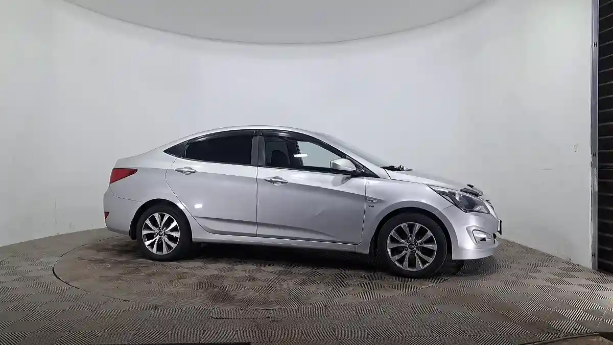 Hyundai Solaris 2015 года за 4 950 000 тг. в Астана
