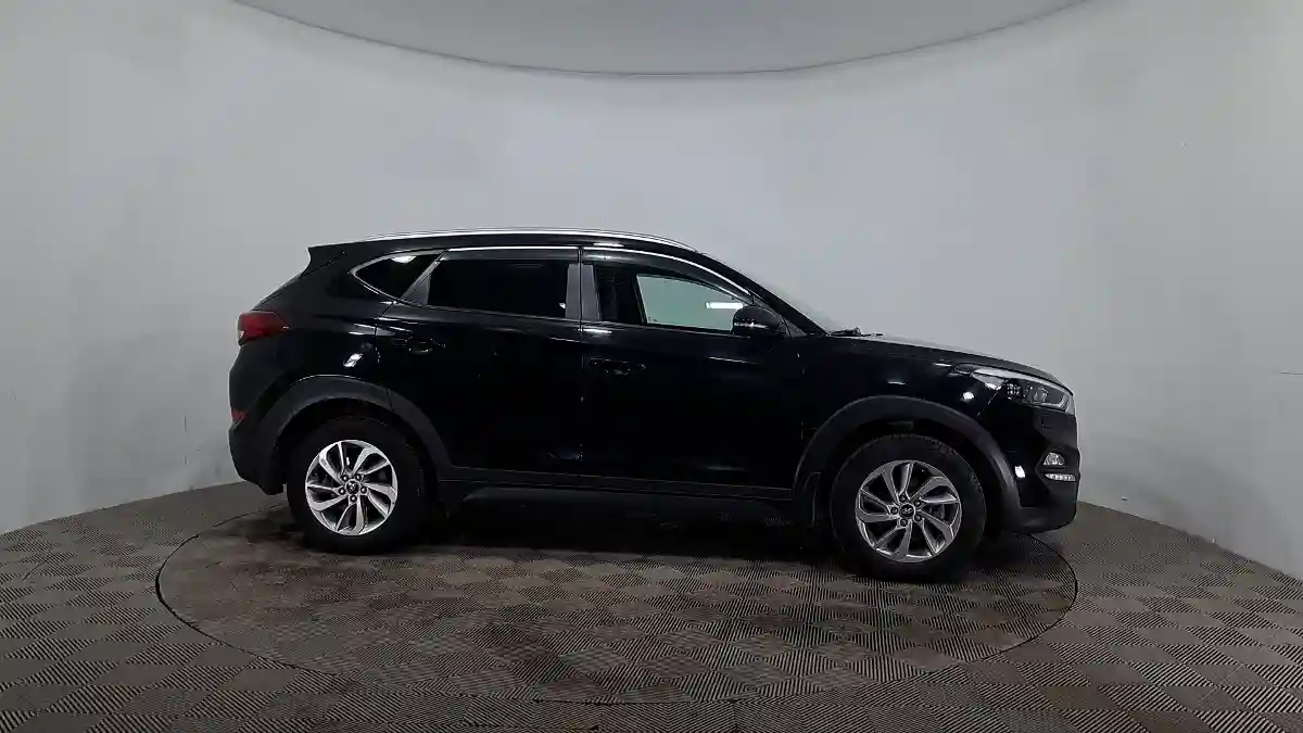 Hyundai Tucson 2017 года за 9 490 000 тг. в Астана