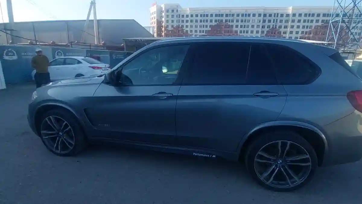 BMW X5 2017 года за 12 290 000 тг. в Шымкент