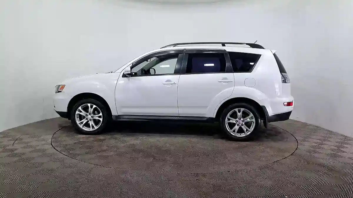 Mitsubishi Outlander 2011 года за 6 290 000 тг. в Астана