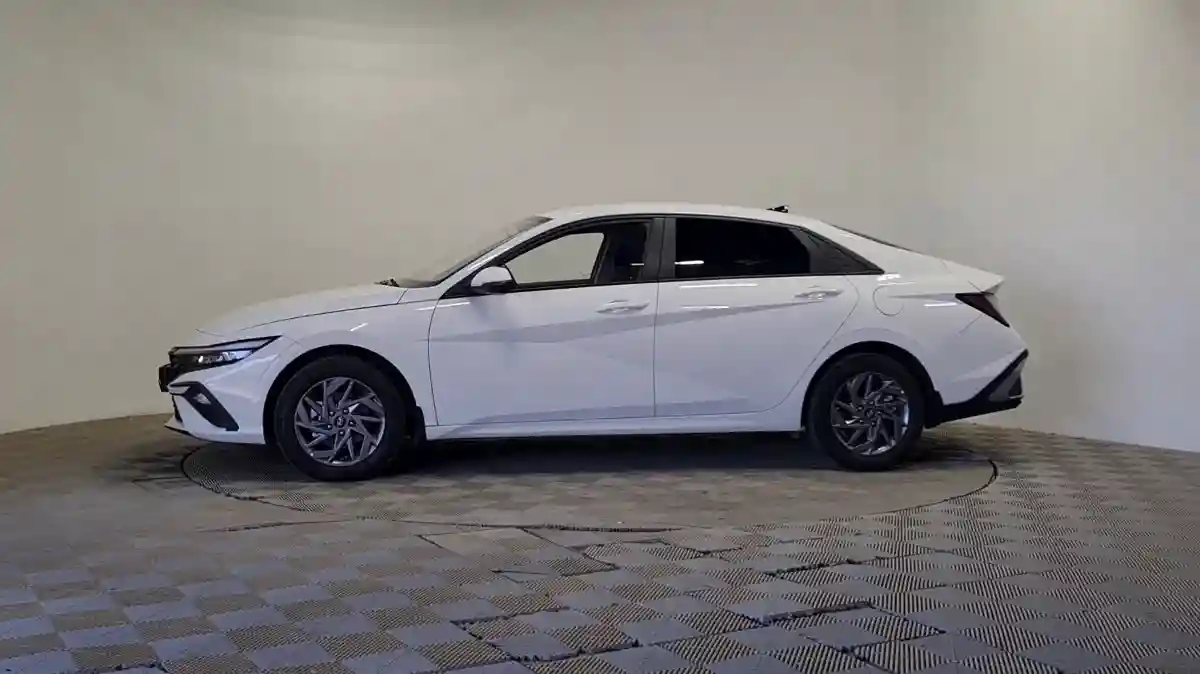 Hyundai Elantra 2024 года за 8 990 000 тг. в Алматы