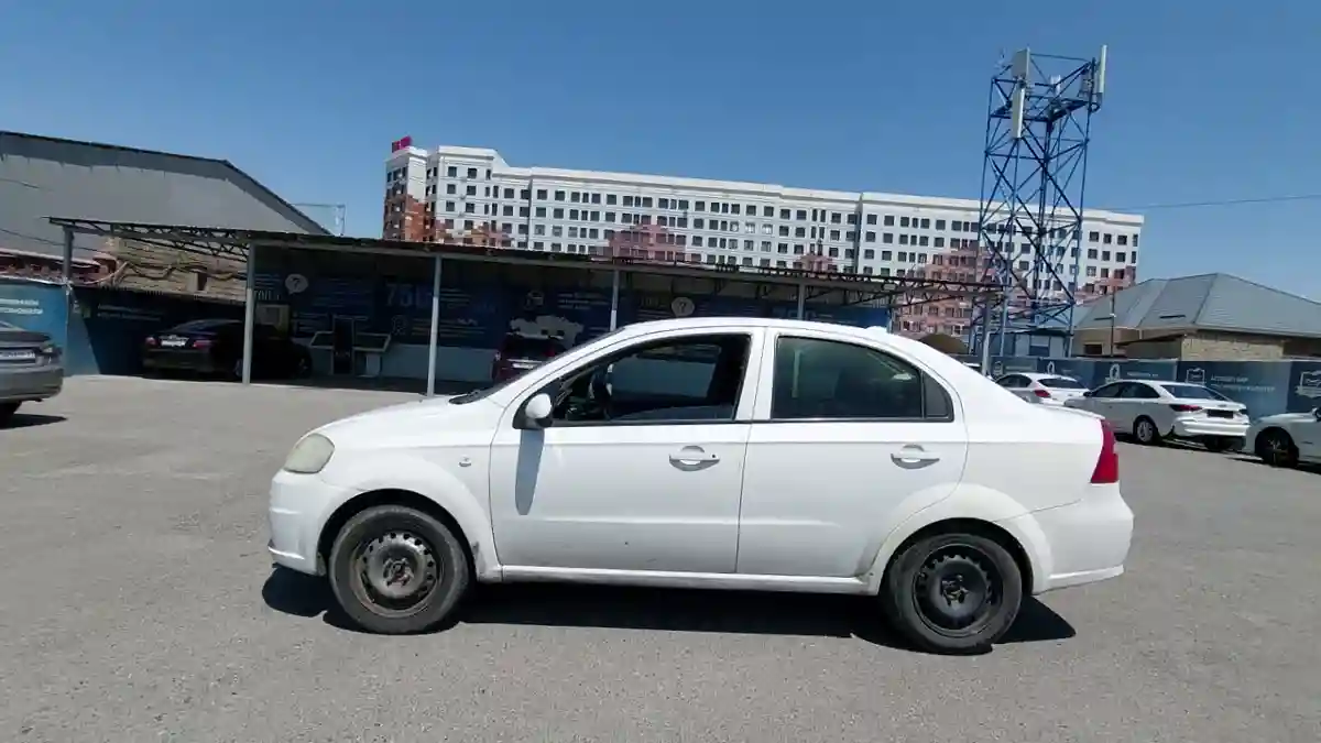 Chevrolet Aveo 2013 года за 1 490 000 тг. в Шымкент