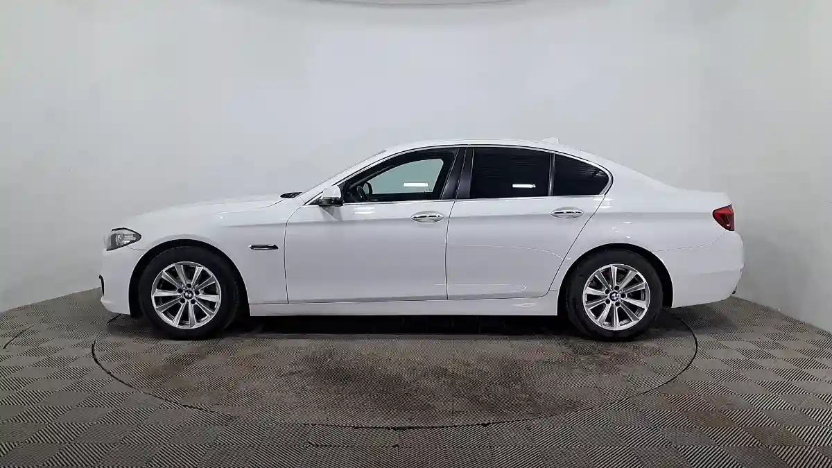 BMW 5 серии 2014 года за 9 290 000 тг. в Астана