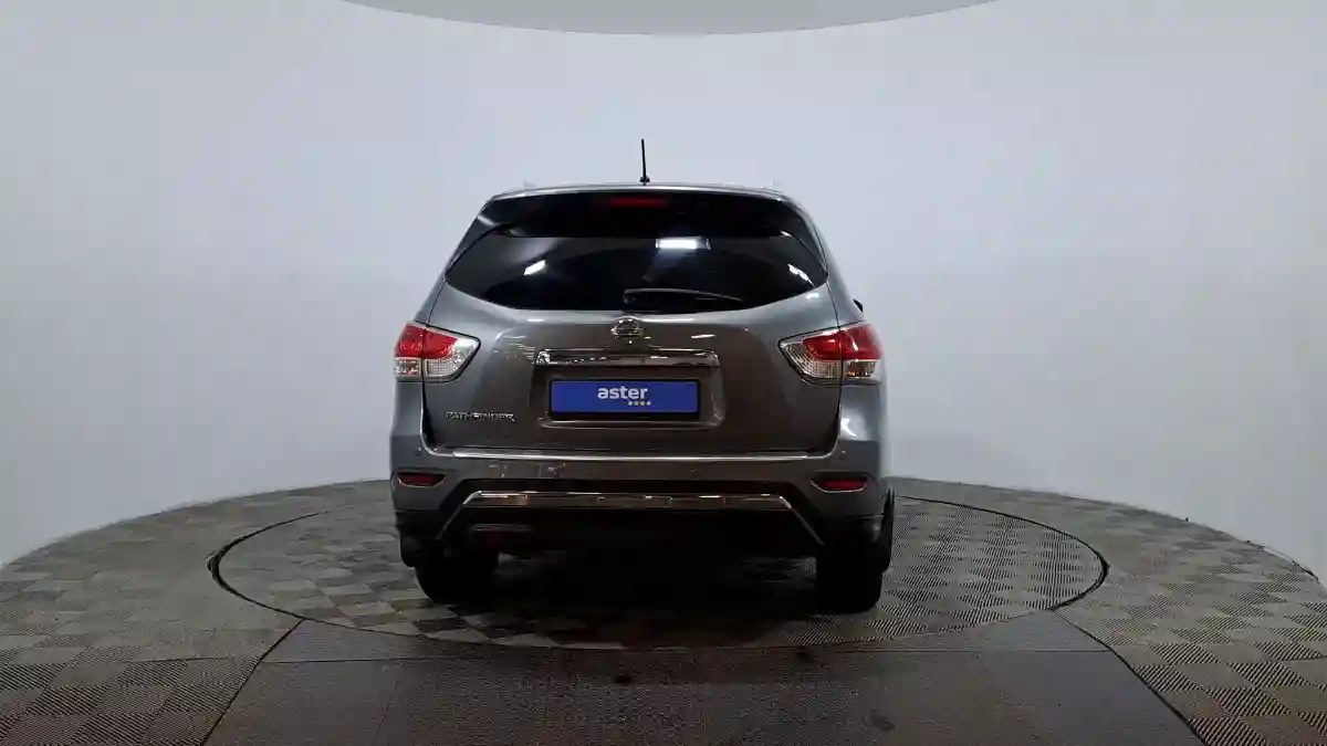 Nissan Pathfinder 2014 года за 9 990 000 тг. в Астана