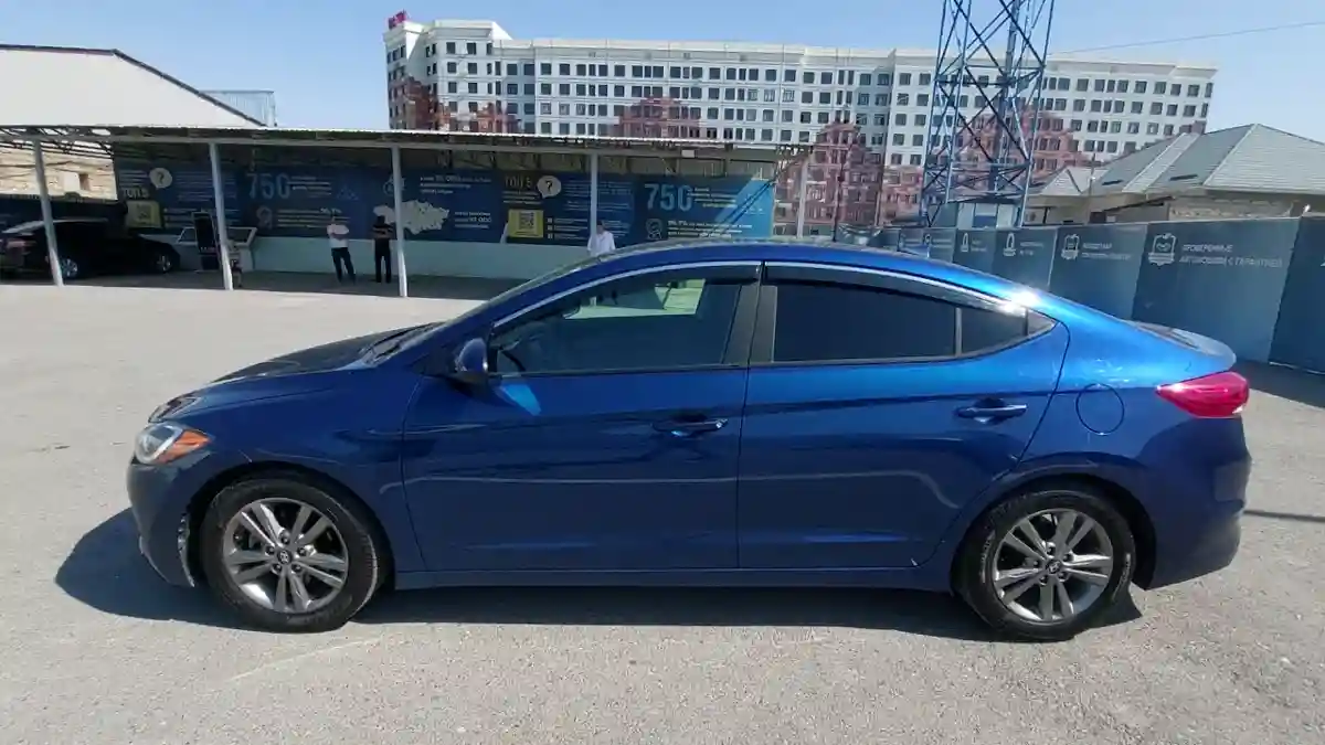 Hyundai Elantra 2016 года за 6 350 000 тг. в Шымкент