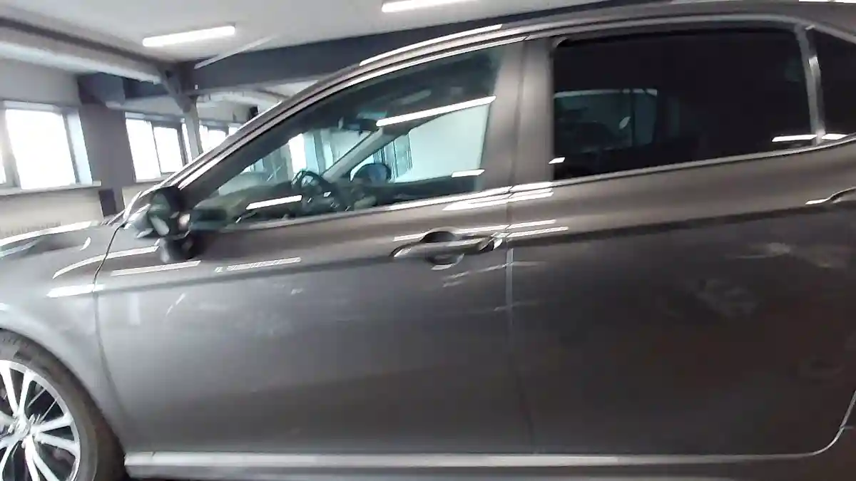 Toyota Camry 2020 года за 10 590 000 тг. в Астана