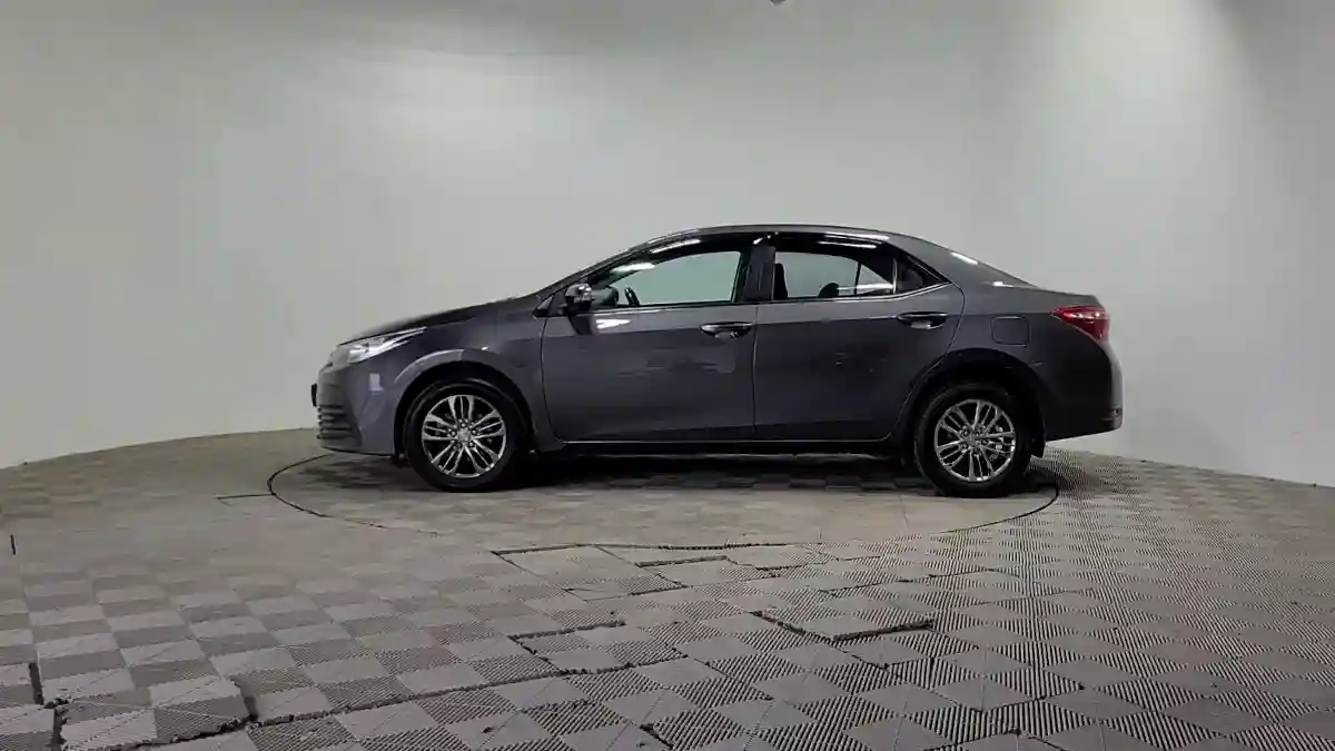 Toyota Corolla 2017 года за 7 100 000 тг. в Алматы