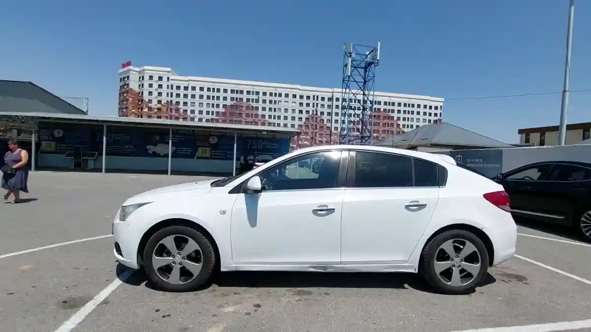 Chevrolet Cruze 2012 года за 2 490 000 тг. в Шымкент