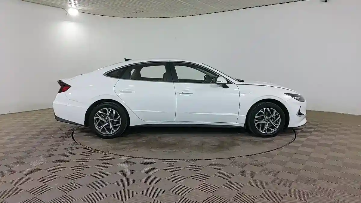 Hyundai Sonata 2023 года за 9 090 000 тг. в Шымкент