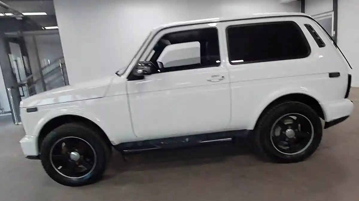 LADA (ВАЗ) Niva Legend 2009 года за 2 000 000 тг. в Астана