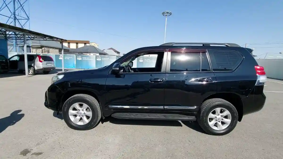 Toyota Land Cruiser Prado 2011 года за 11 990 000 тг. в Шымкент