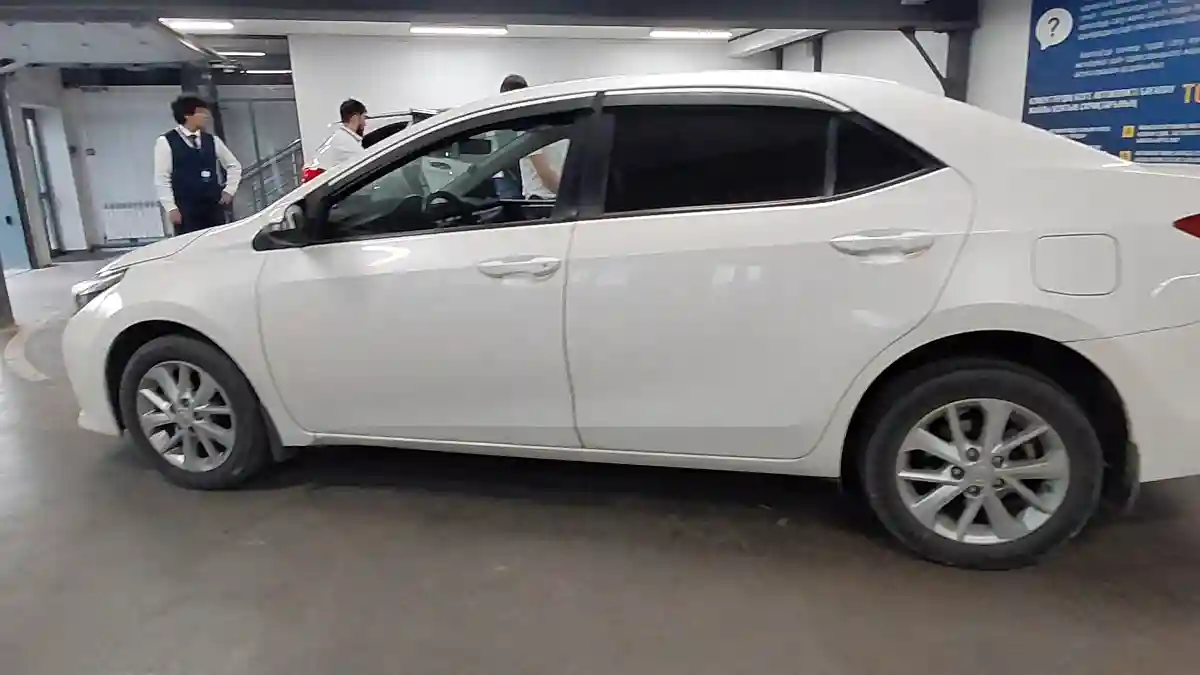Toyota Corolla 2014 года за 6 490 000 тг. в Астана