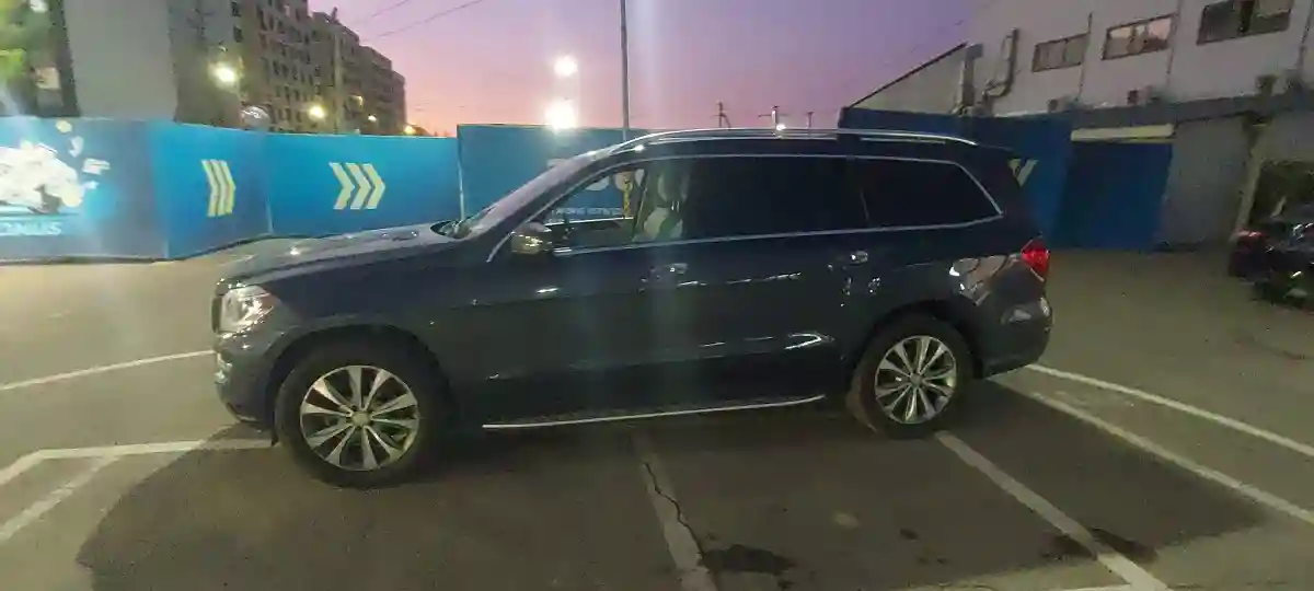 Mercedes-Benz GL-Класс 2014 года за 10 590 000 тг. в Алматы
