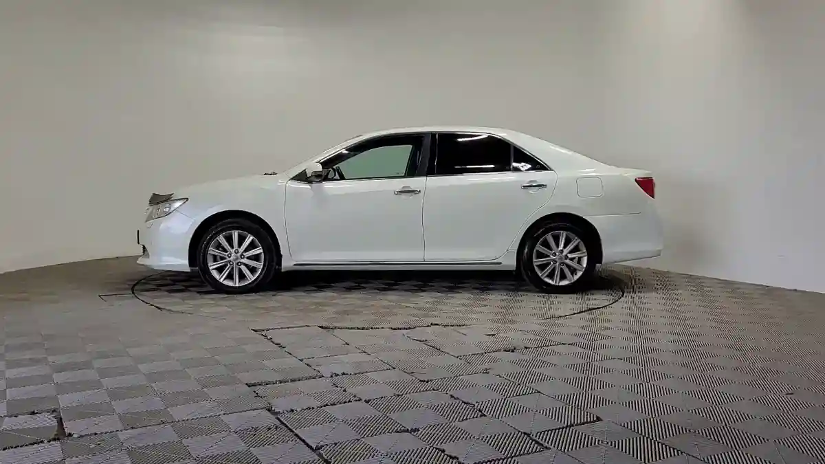 Toyota Camry 2014 года за 6 450 000 тг. в Алматы