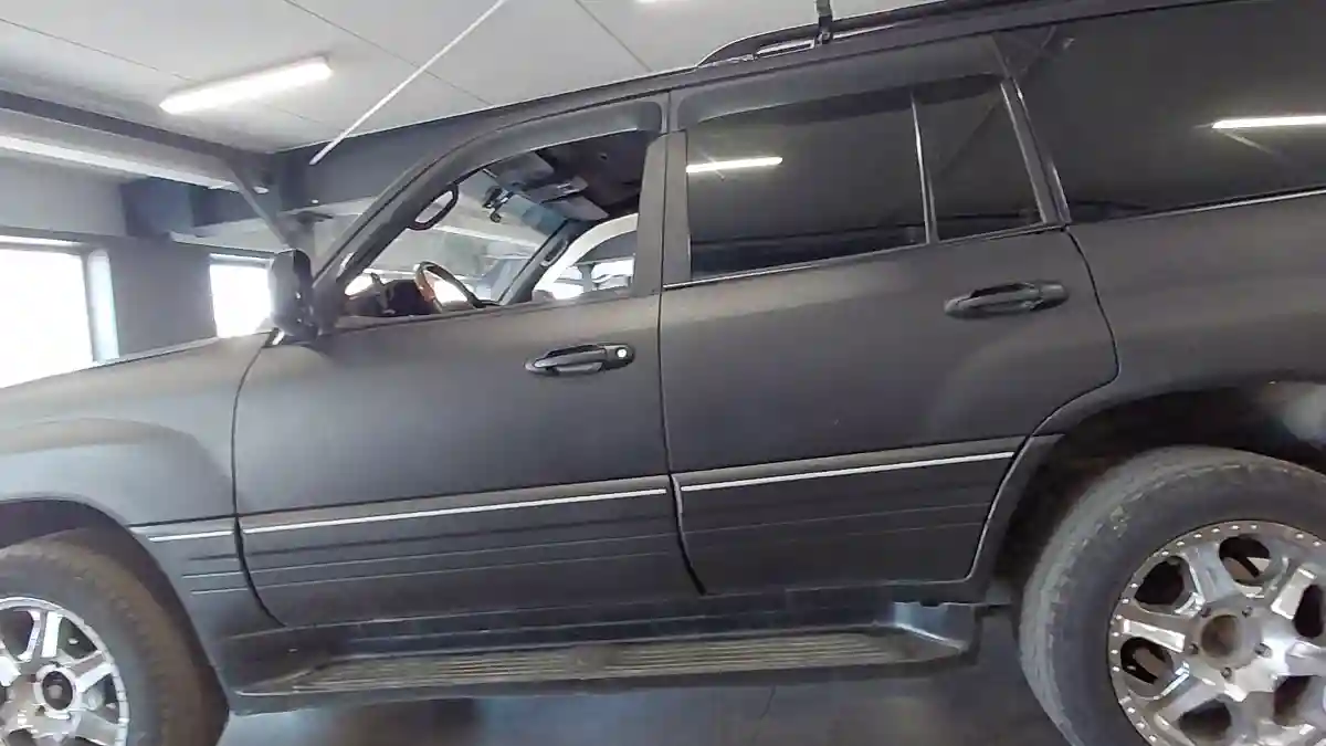 Lexus LX 1999 года за 5 690 000 тг. в Астана