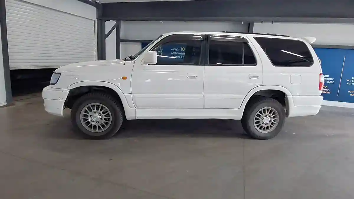 Toyota Hilux Surf 1998 года за 2 690 000 тг. в Астана