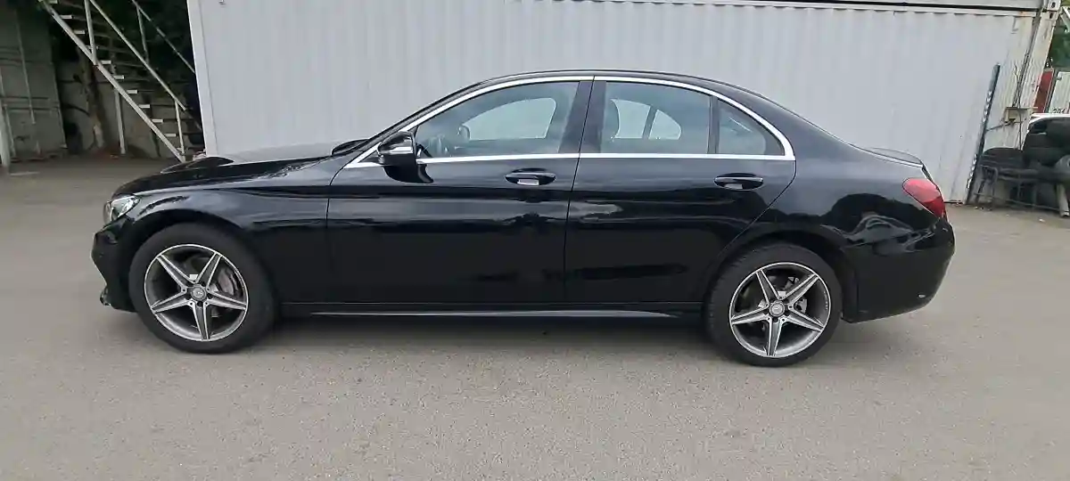 Mercedes-Benz C-Класс 2015 года за 13 890 000 тг. в Алматы