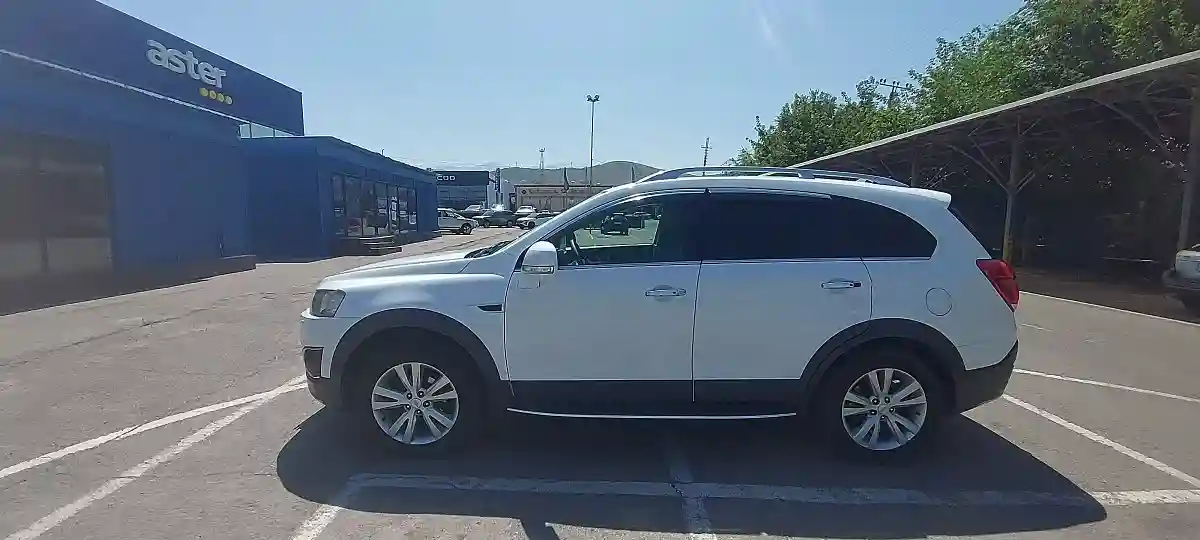 Chevrolet Captiva 2013 года за 5 800 000 тг. в Алматы