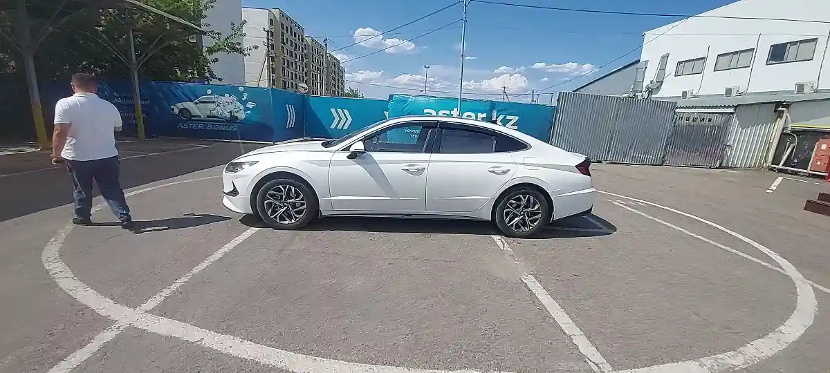 Hyundai Sonata 2022 года за 10 990 000 тг. в Алматы
