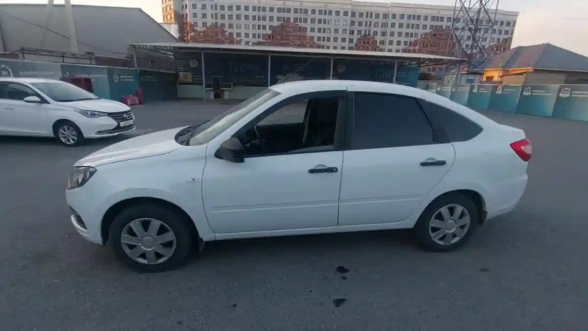 LADA (ВАЗ) Granta 2021 года за 3 790 000 тг. в Шымкент