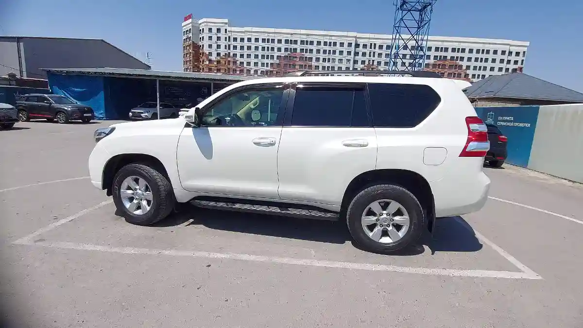 Toyota Land Cruiser Prado 2014 года за 18 590 000 тг. в Кызылорда