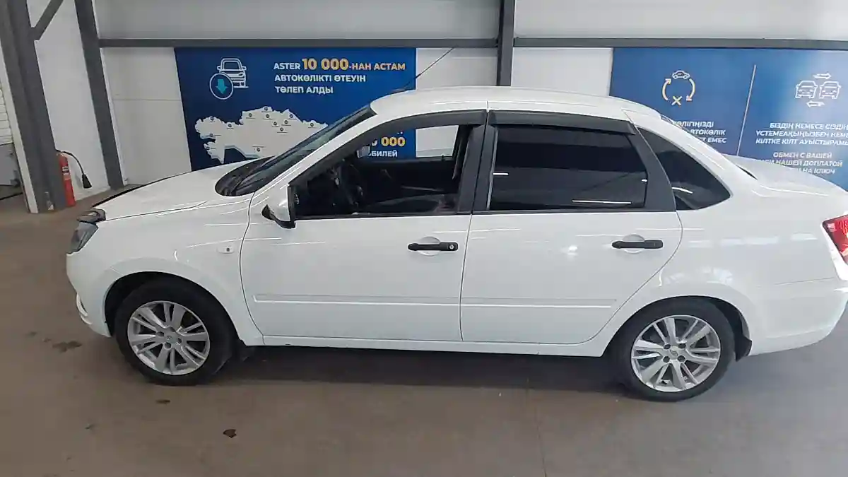 LADA (ВАЗ) Granta 2020 года за 3 190 000 тг. в Астана