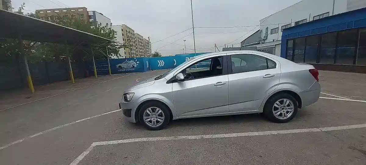 Chevrolet Aveo 2015 года за 3 500 000 тг. в Алматы
