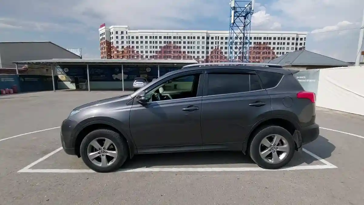 Toyota RAV4 2014 года за 8 290 000 тг. в Шымкент