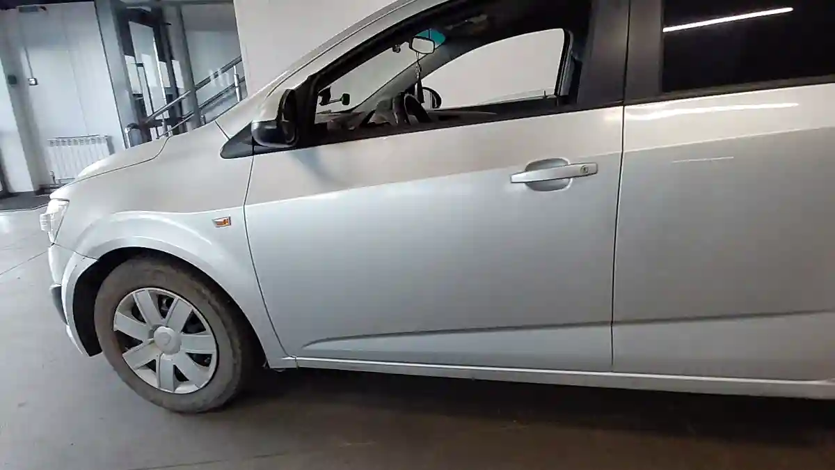 Chevrolet Aveo 2013 года за 2 490 000 тг. в Астана