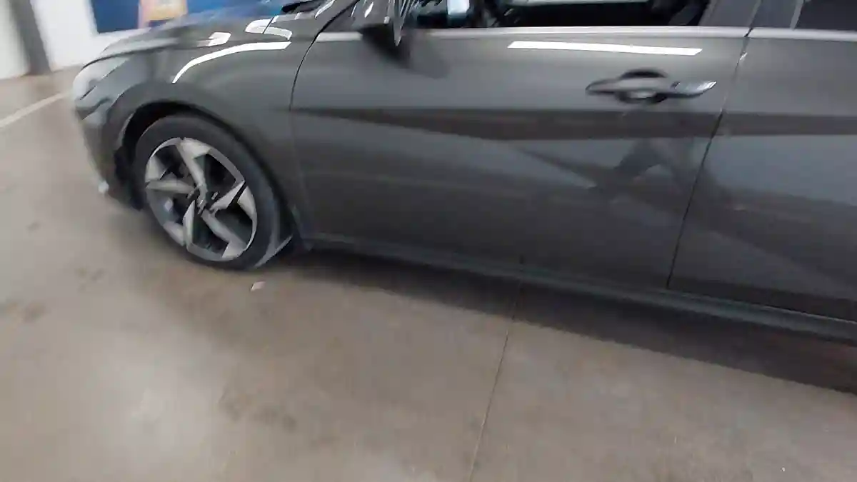 Hyundai Elantra 2021 года за 8 500 000 тг. в Астана