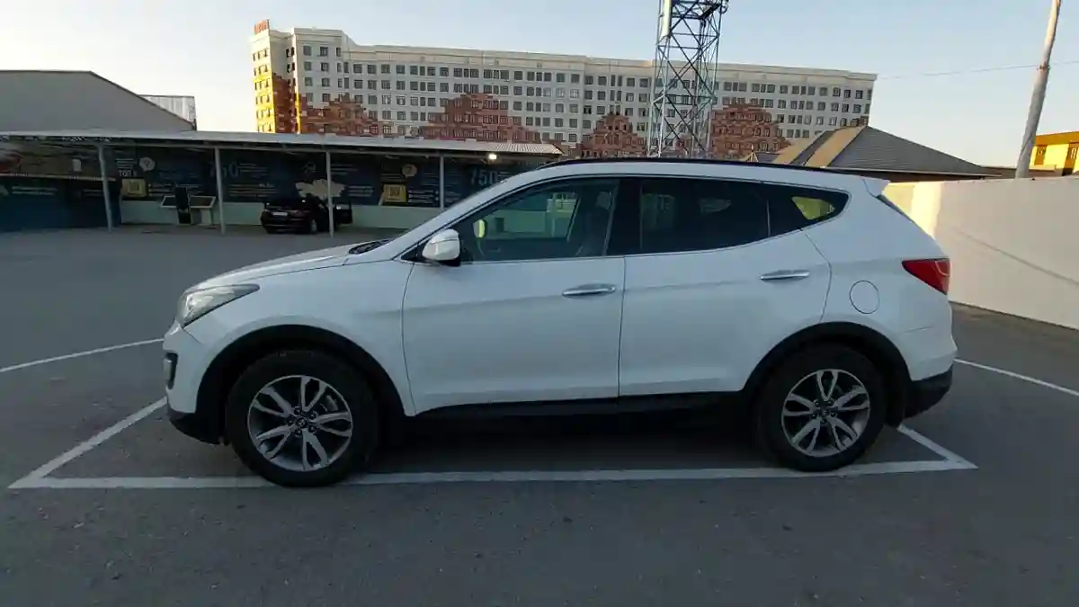 Hyundai Santa Fe 2014 года за 8 390 000 тг. в Шымкент