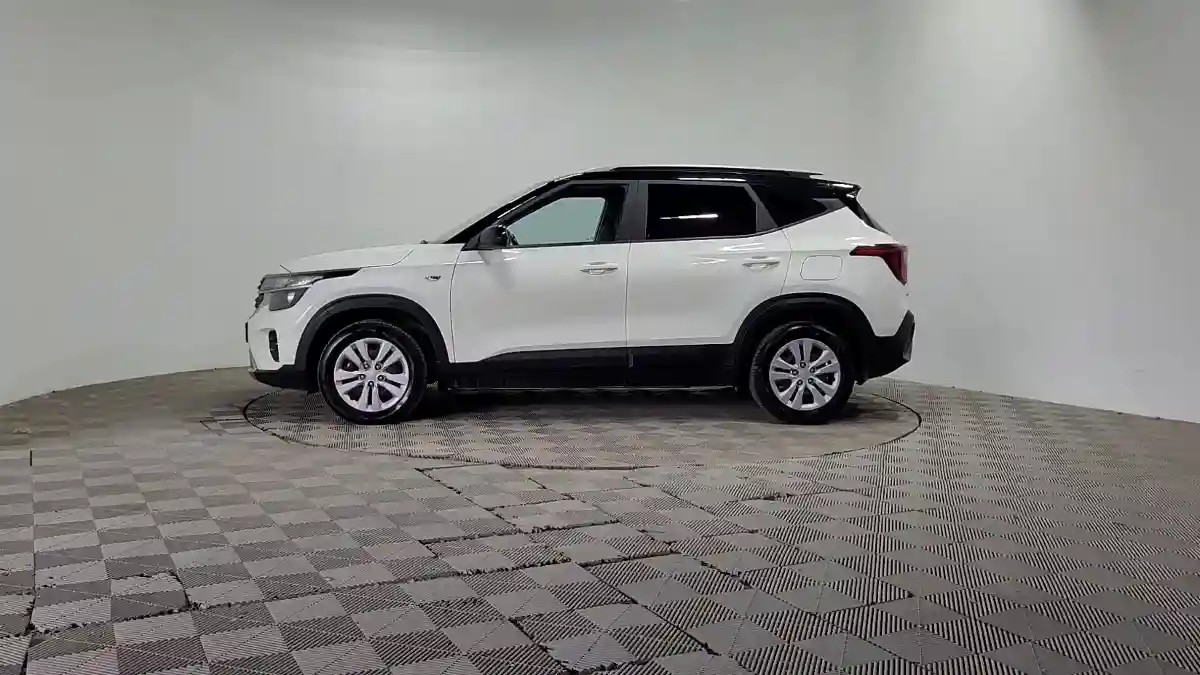 Kia Seltos 2023 года за 9 590 000 тг. в Алматы