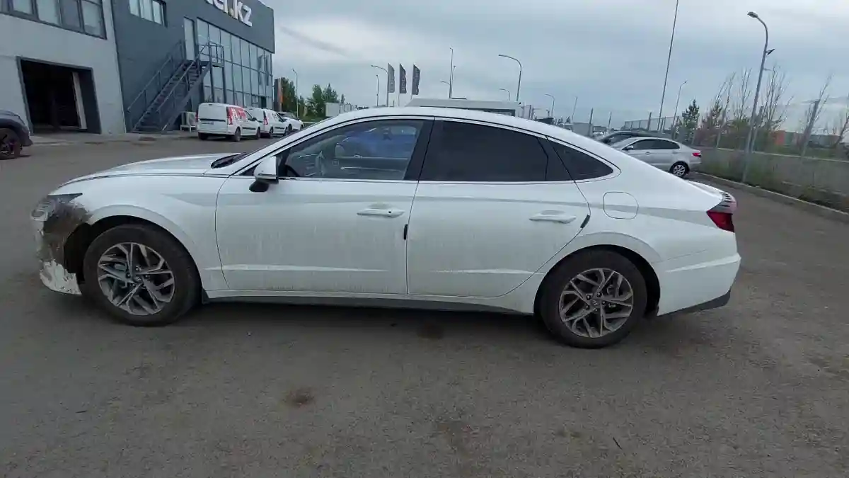 Hyundai Sonata 2023 года за 10 490 000 тг. в Астана