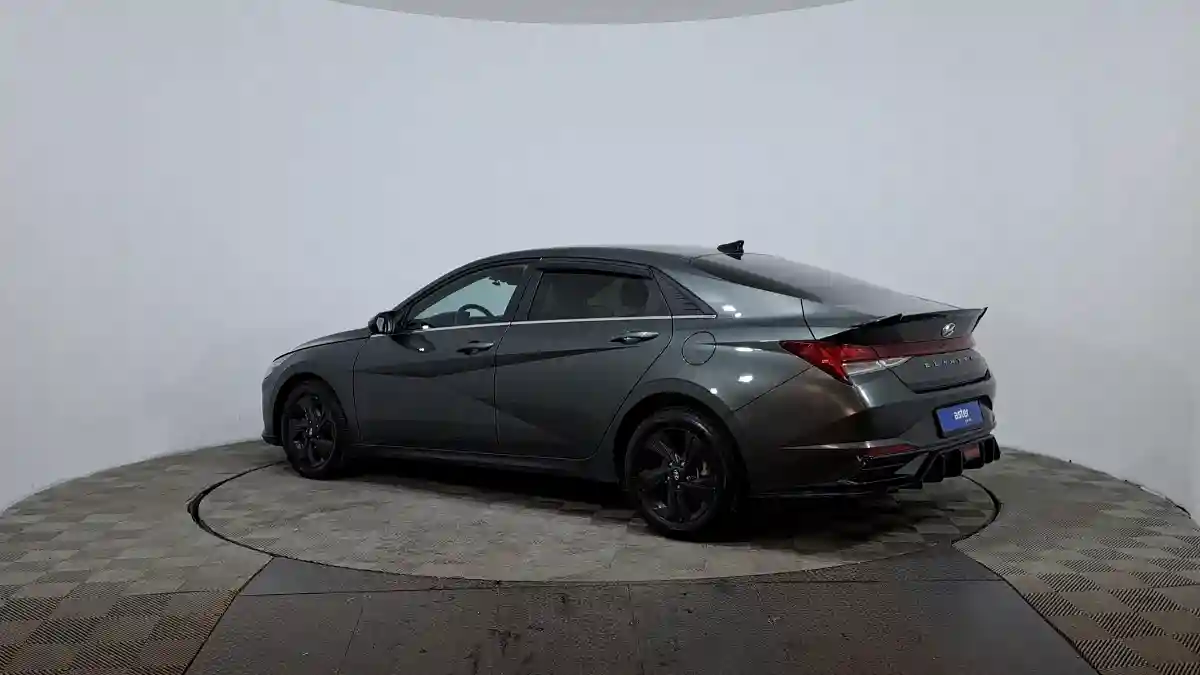 Hyundai Elantra 2022 года за 7 990 000 тг. в Астана