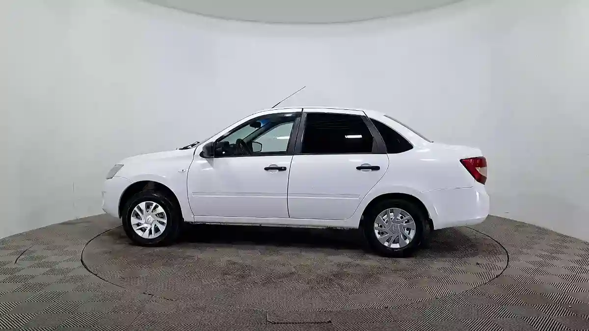 LADA (ВАЗ) Granta 2017 года за 2 790 000 тг. в Астана