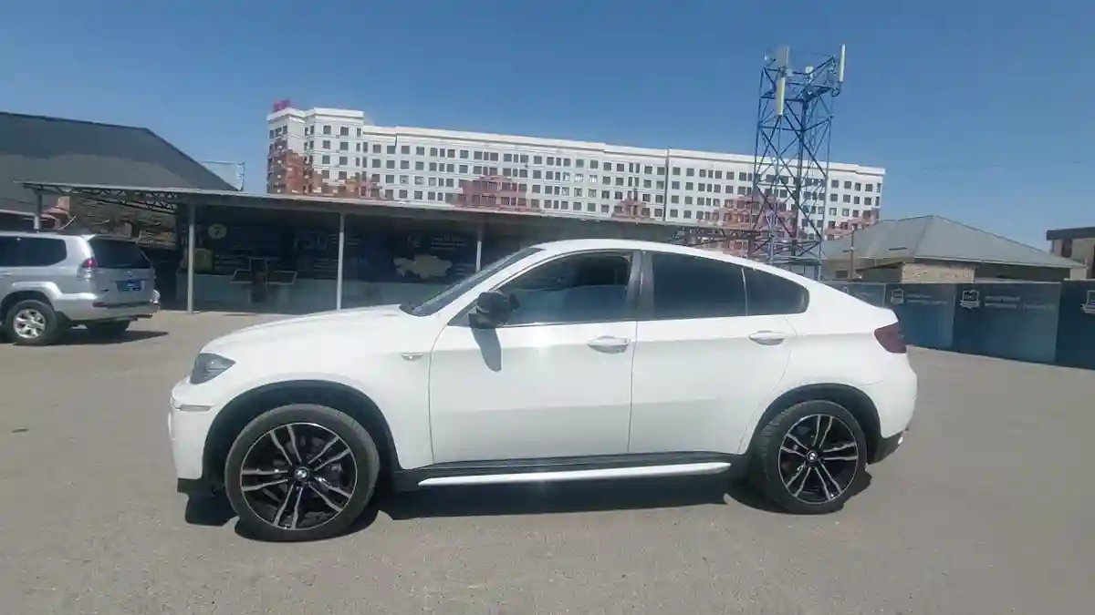 BMW X6 2011 года за 7 900 000 тг. в Шымкент
