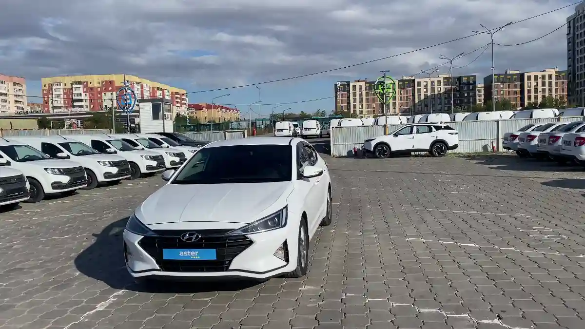 Hyundai Elantra 2020 года за 8 000 000 тг. в Караганда