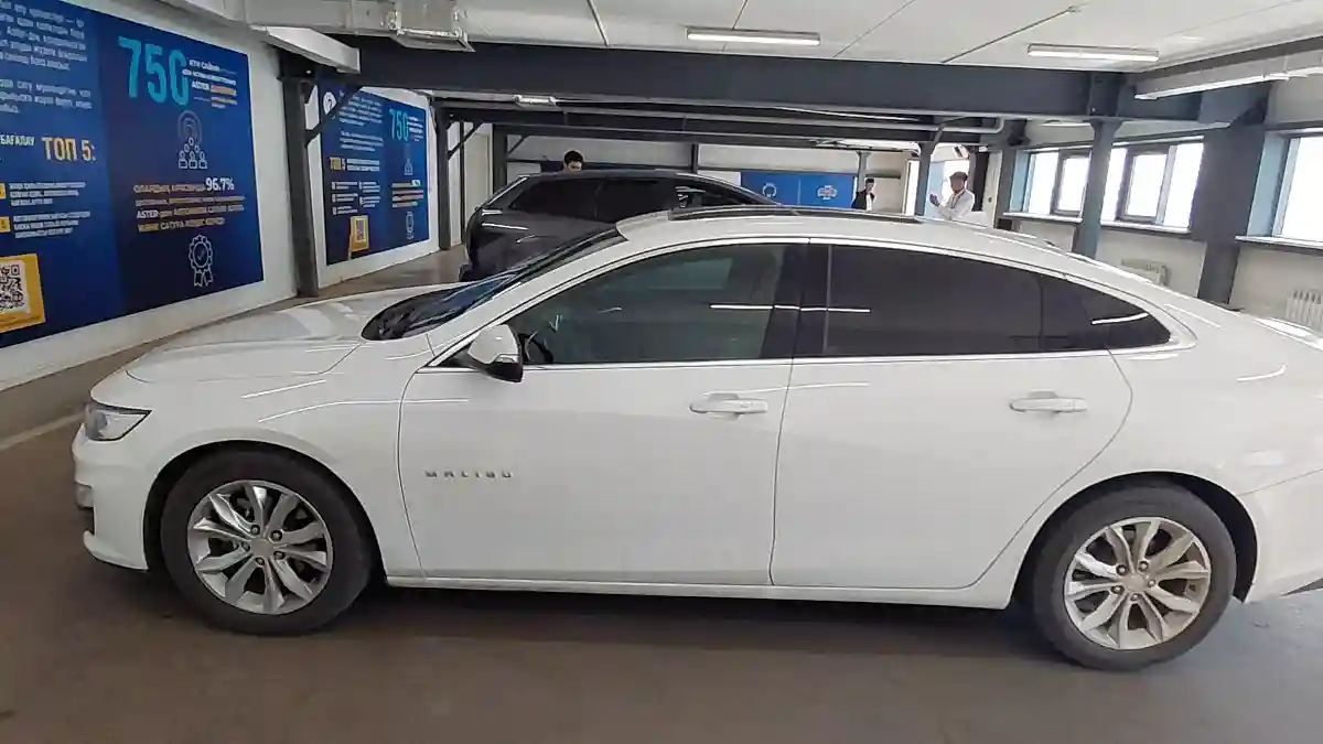 Chevrolet Malibu 2022 года за 11 100 000 тг. в Астана
