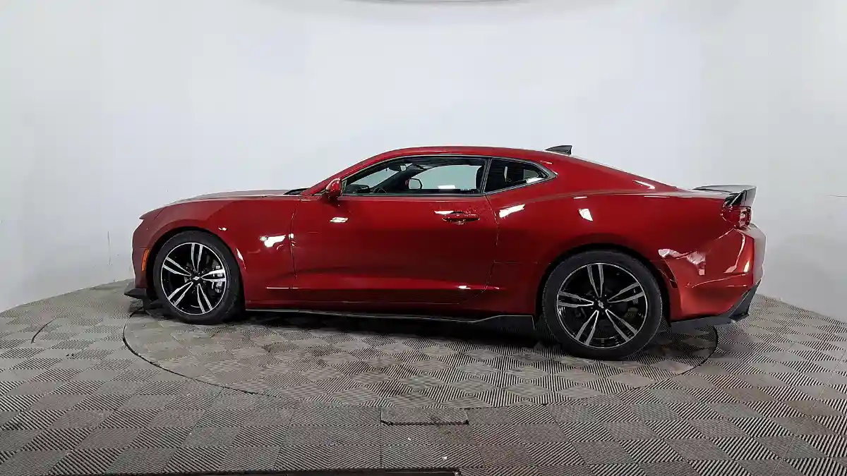 Chevrolet Camaro 2019 года за 13 850 000 тг. в Астана