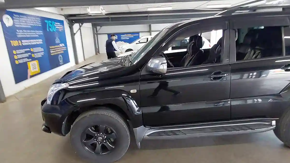 Toyota Land Cruiser Prado 2006 года за 9 990 000 тг. в Астана