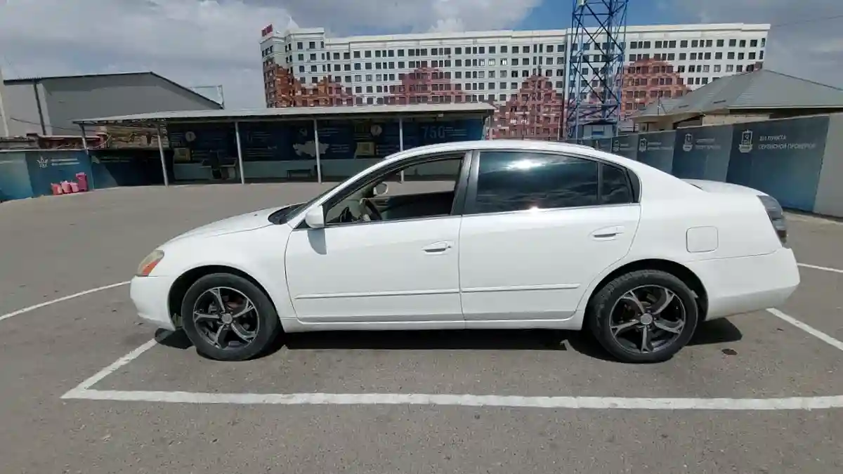 Nissan Altima 2004 года за 1 990 000 тг. в Шымкент