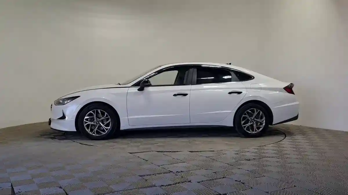 Hyundai Sonata 2021 года за 9 990 000 тг. в Алматы