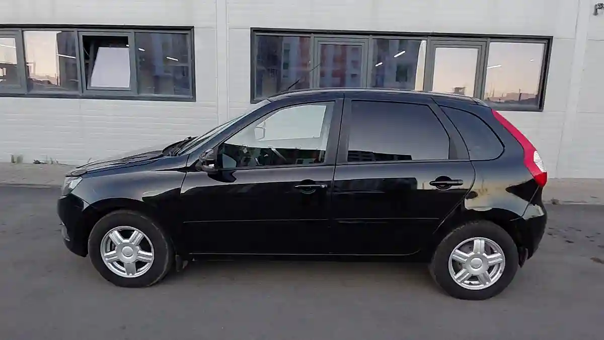 LADA (ВАЗ) Granta 2018 года за 3 700 000 тг. в Астана
